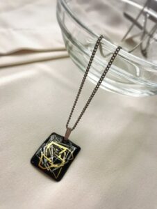 it-592eb10d80dd0-1200-1-500x500